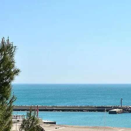 N285 - Numana, Quadrilocale A 100 Mt. Dal Mare Numana